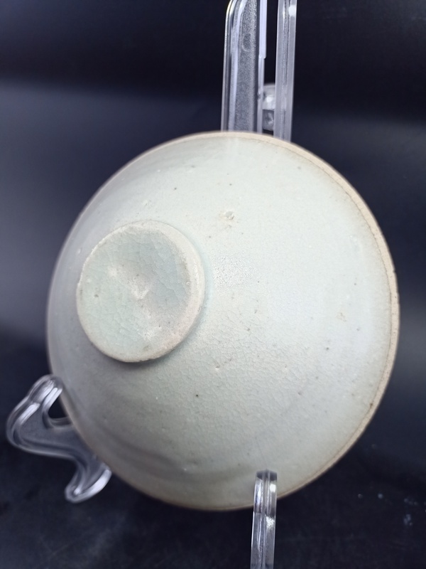 古玩陶瓷【館藏級精品】南宋 青白瓷斗笠盞【頂級湖水藍(lán)釉】【收藏價值比較高】拍賣，當(dāng)前價格0元