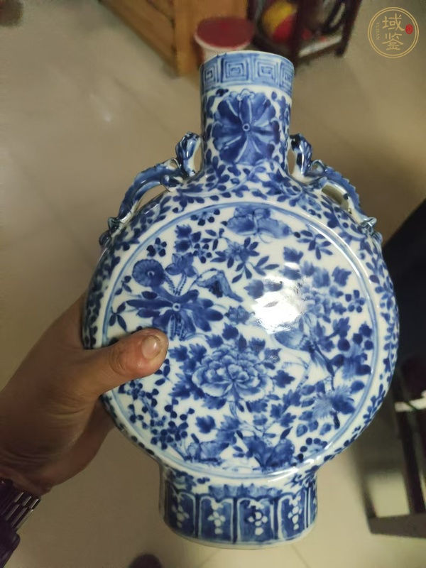 古玩陶瓷花鳥紋青花抱月瓶真品鑒賞圖