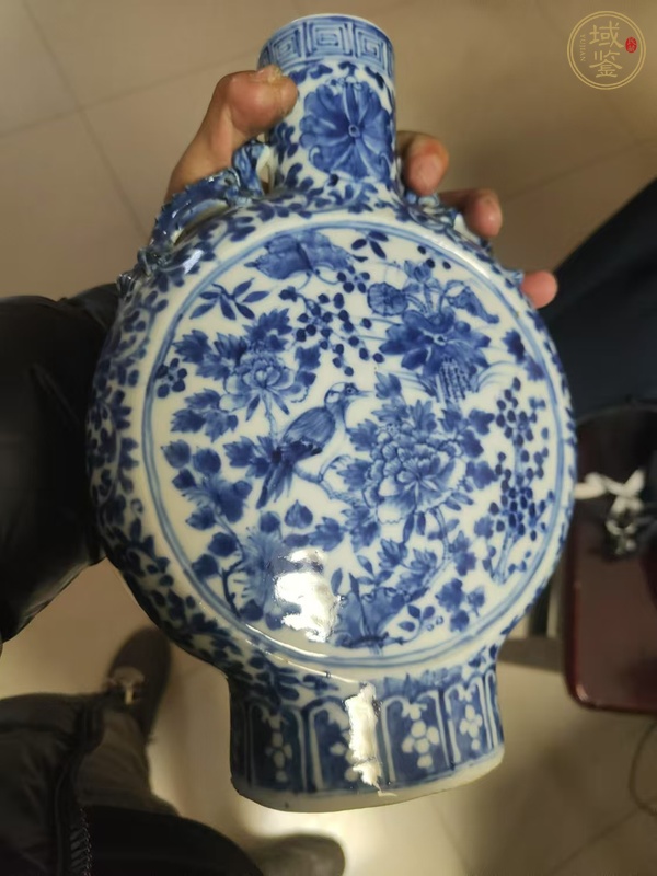 古玩陶瓷花鳥紋青花抱月瓶真品鑒賞圖