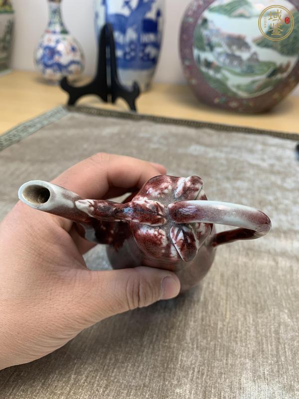 古玩陶瓷紅釉倒流壺真品鑒賞圖