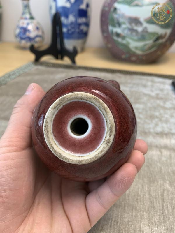 古玩陶瓷紅釉倒流壺真品鑒賞圖
