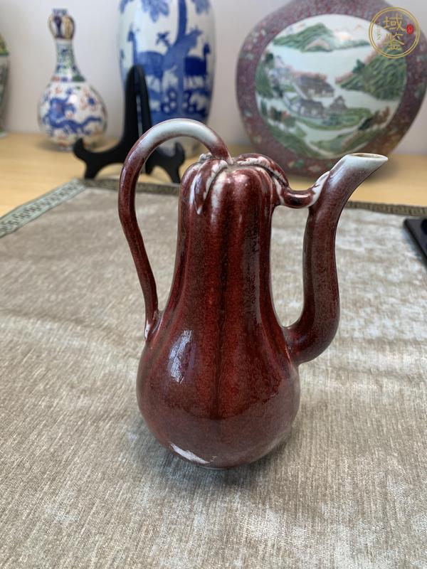 古玩陶瓷紅釉倒流壺真品鑒賞圖