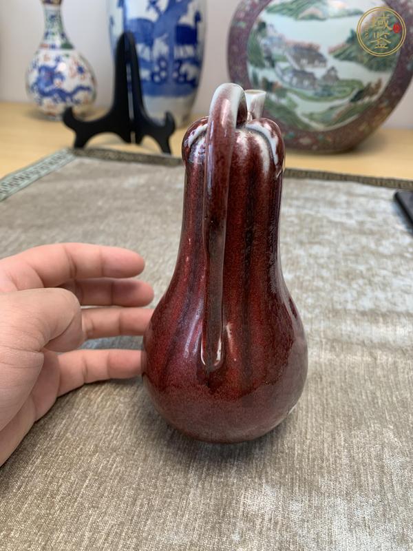 古玩陶瓷紅釉倒流壺真品鑒賞圖