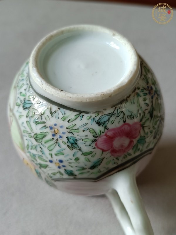 古玩陶瓷廣彩人物紋馬奶壺真品鑒賞圖