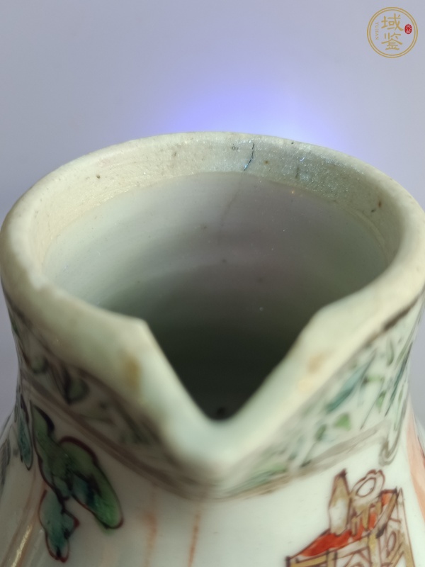 古玩陶瓷廣彩人物紋馬奶壺真品鑒賞圖