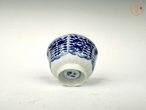 古玩陶瓷清光緒·青花花卉杯子真品鑒賞圖