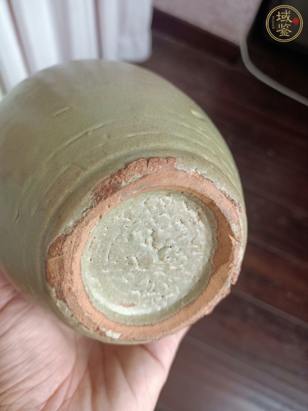 古玩陶瓷龍泉青瓷罐真品鑒賞圖