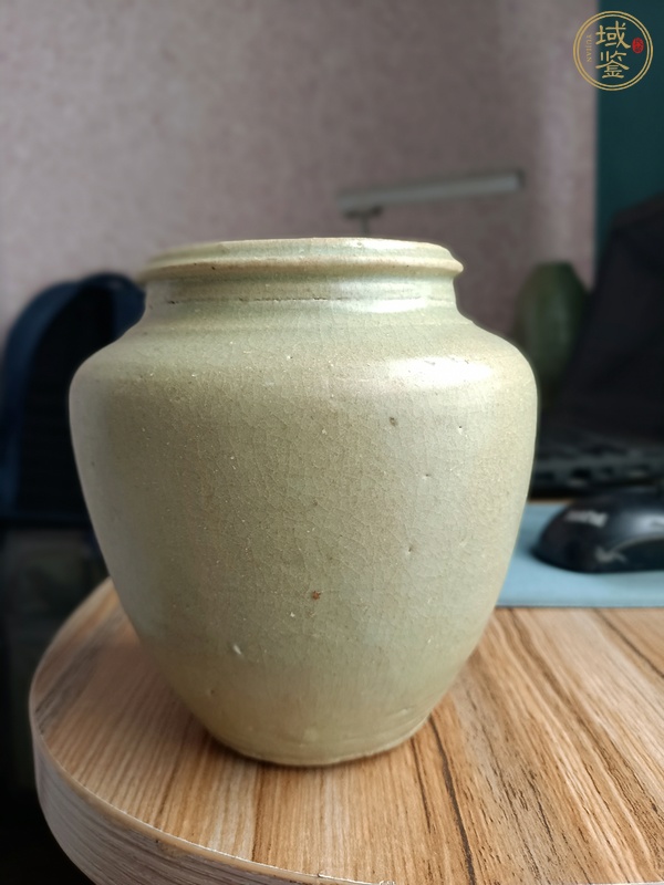 古玩陶瓷龍泉青瓷罐真品鑒賞圖
