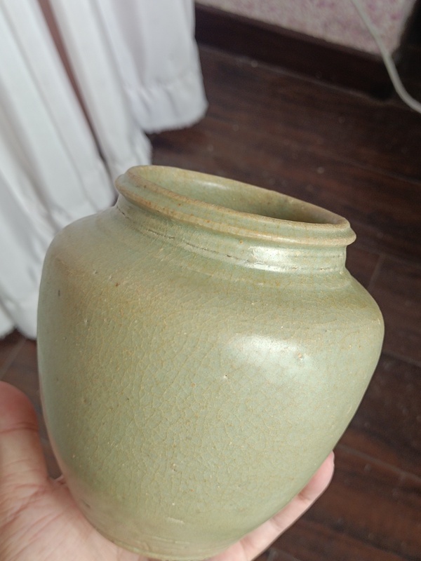 古玩陶瓷龍泉青瓷罐拍賣，當前價格1800元