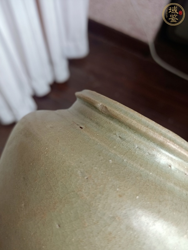 古玩陶瓷龍泉青瓷罐真品鑒賞圖