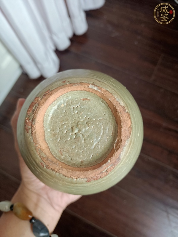 古玩陶瓷龍泉青瓷罐真品鑒賞圖