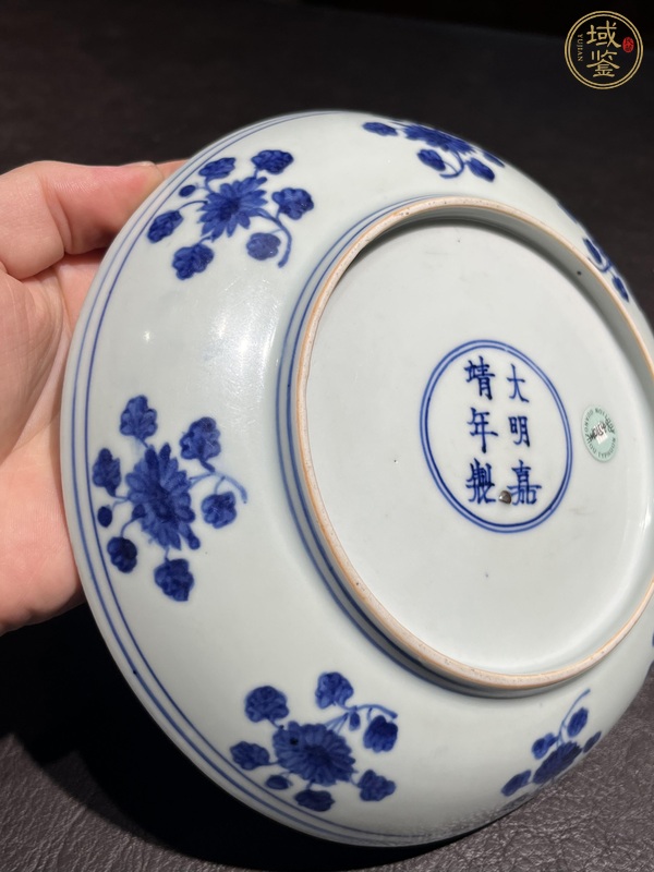 古玩陶瓷青花花卉紋盤真品鑒賞圖