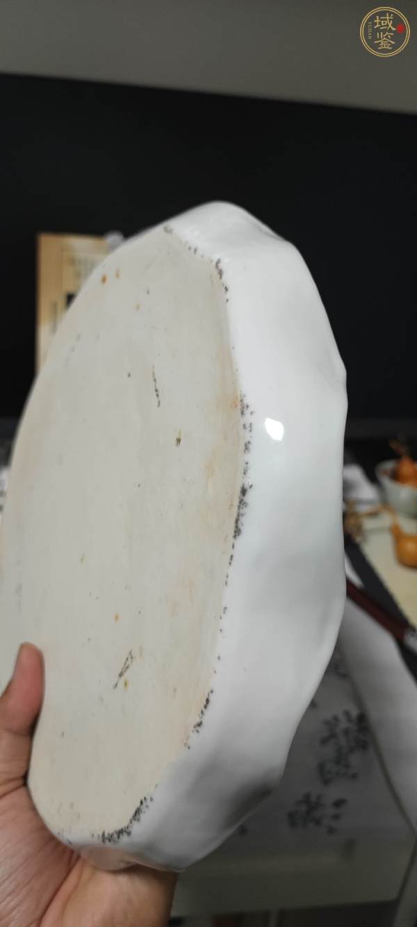 古玩陶瓷粉彩花卉盤(pán)真品鑒賞圖