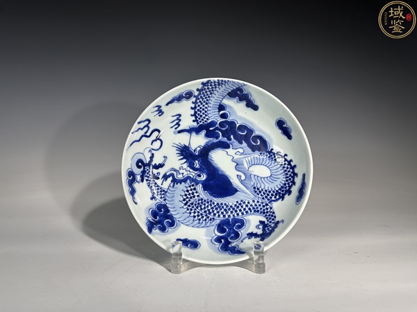 古玩陶瓷青花過(guò)墻龍紋盤拍賣,當(dāng)前價(jià)格6500元