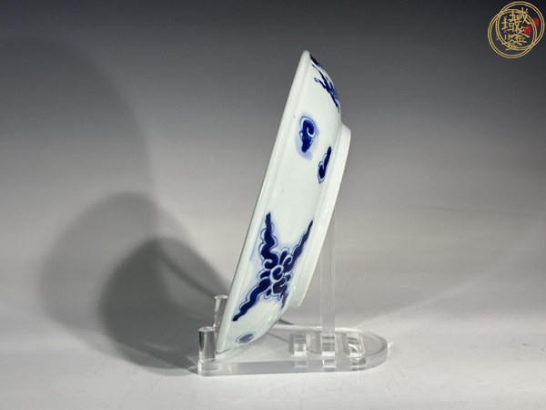 古玩陶瓷青花過墻龍紋盤真品鑒賞圖