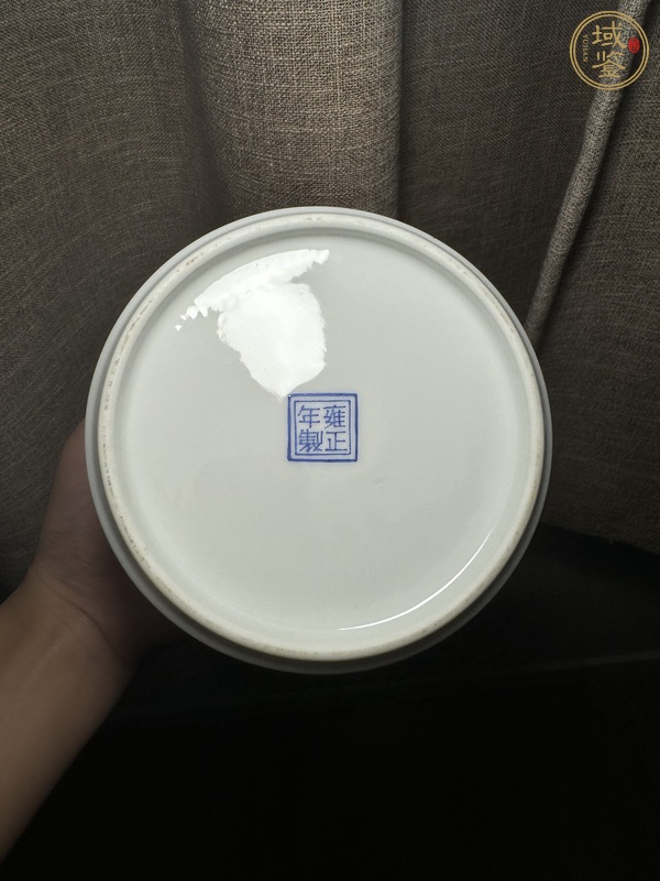 古玩陶瓷花卉紋罐真品鑒賞圖