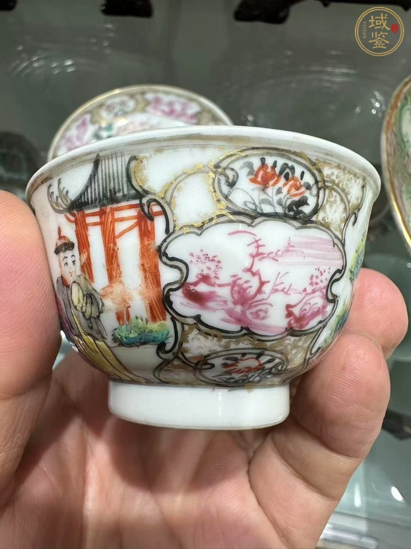 古玩陶瓷廣彩人物杯真品鑒賞圖