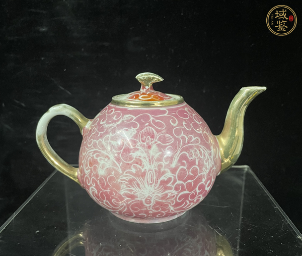 古玩陶瓷胭脂紅留白花卉紋壺真品鑒賞圖