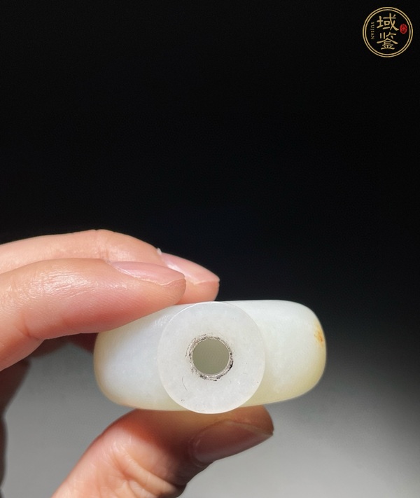 古玩玉器和田玉鼻煙壺真品鑒賞圖
