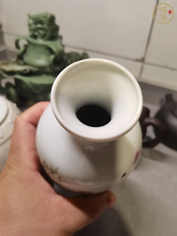 古玩陶瓷粉彩瓶真品鑒賞圖