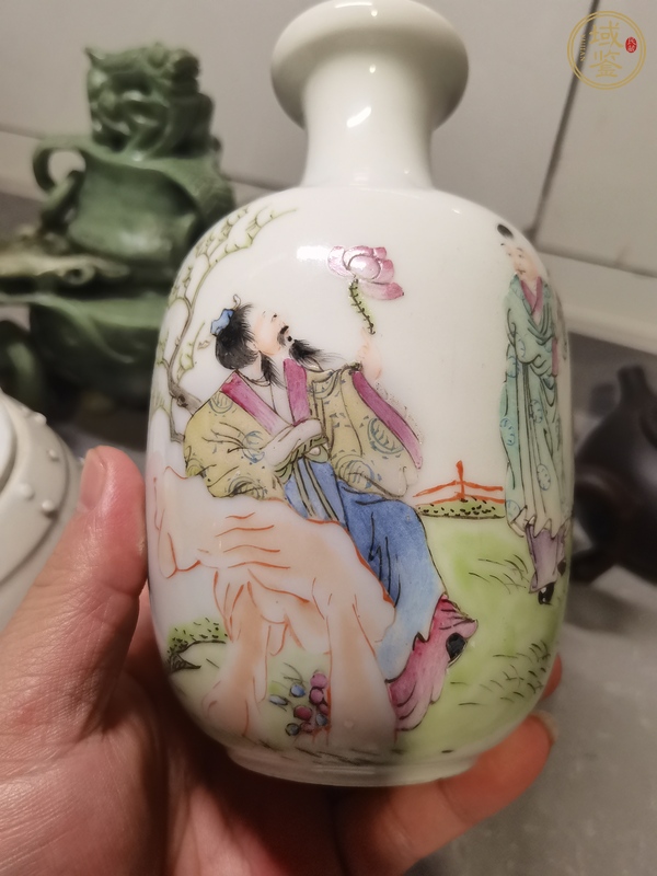 古玩陶瓷粉彩瓶真品鑒賞圖