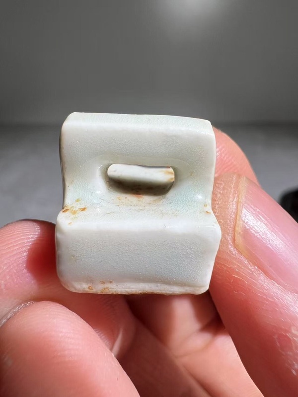 古玩雜項(xiàng)（少見明代）影青瓷印章（品種少有很高藝術(shù)研究價(jià)值）拍賣，當(dāng)前價(jià)格38888元