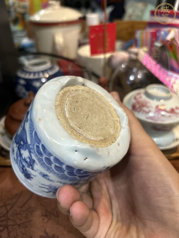古玩陶瓷龍紋三足筒式香爐真品鑒賞圖