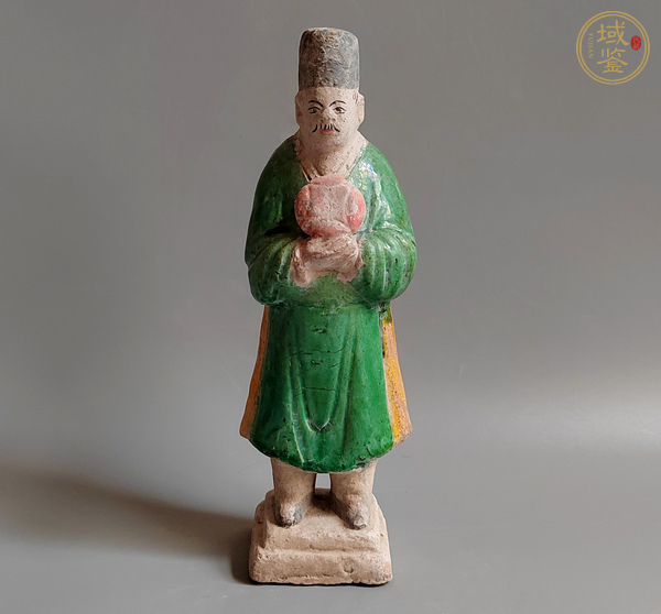 古玩陶瓷明三彩人物俑真品鑒賞圖