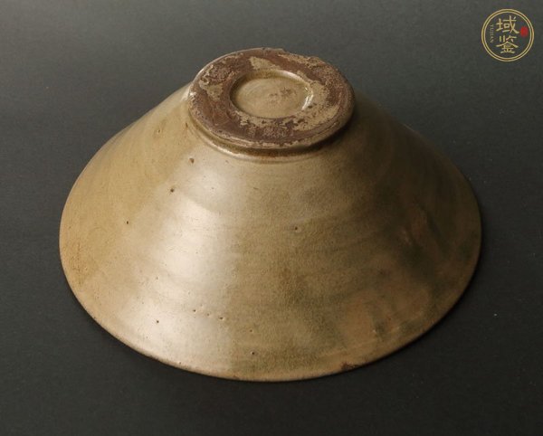 古玩陶瓷唐代 婺州窯斗笠碗真品鑒賞圖