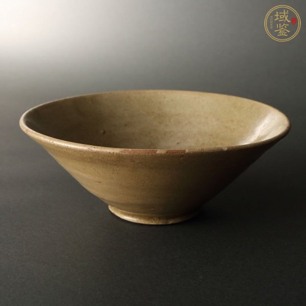 古玩陶瓷唐代 婺州窯斗笠碗真品鑒賞圖