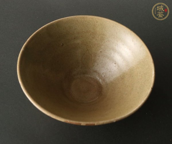 古玩陶瓷唐代 婺州窯斗笠碗真品鑒賞圖