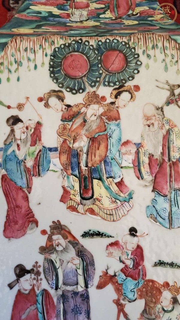 古玩陶瓷粉彩群仙圖四方瓶真品鑒賞圖