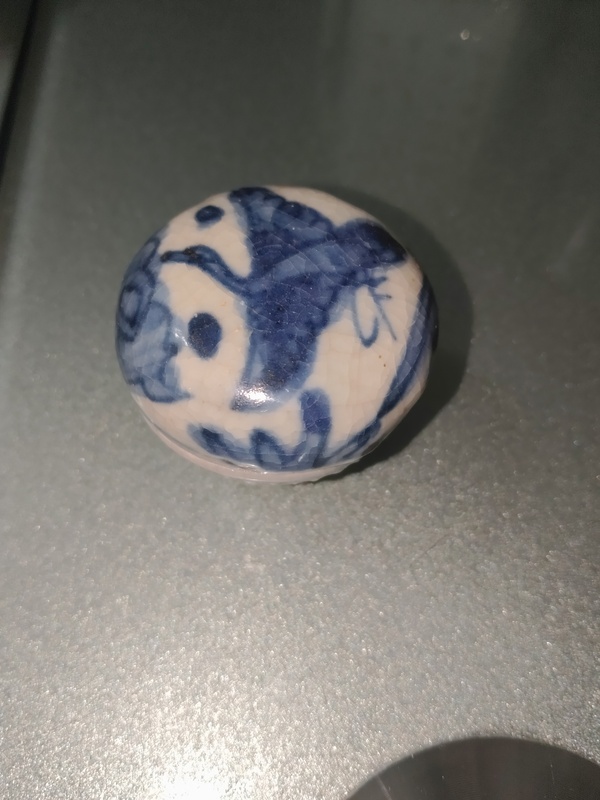 古玩轉(zhuǎn)賣(mài)青花云鶴紋粉盒拍賣(mài),當(dāng)前價(jià)格1288元