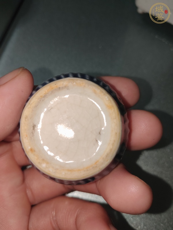 古玩陶瓷青花云鶴紋粉盒真品鑒賞圖
