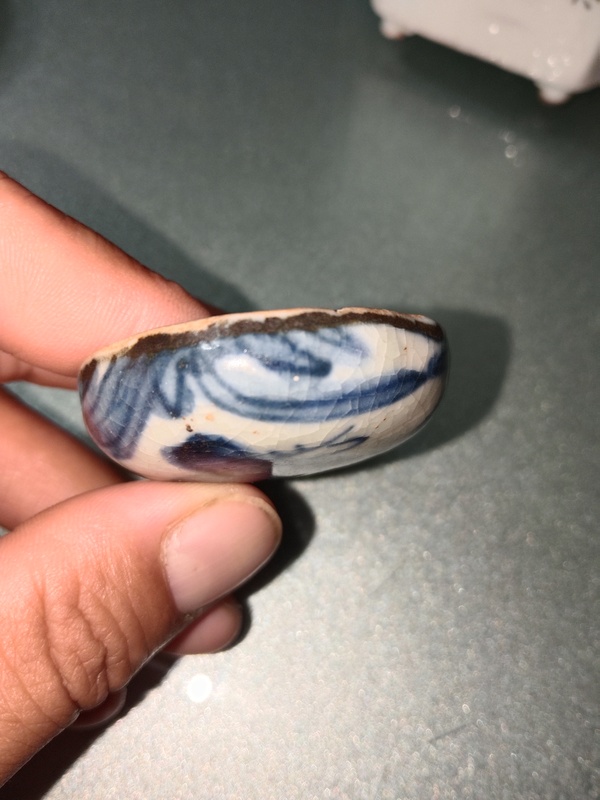 古玩陶瓷青花云鶴紋粉盒拍賣(mài),當(dāng)前價(jià)格2999元