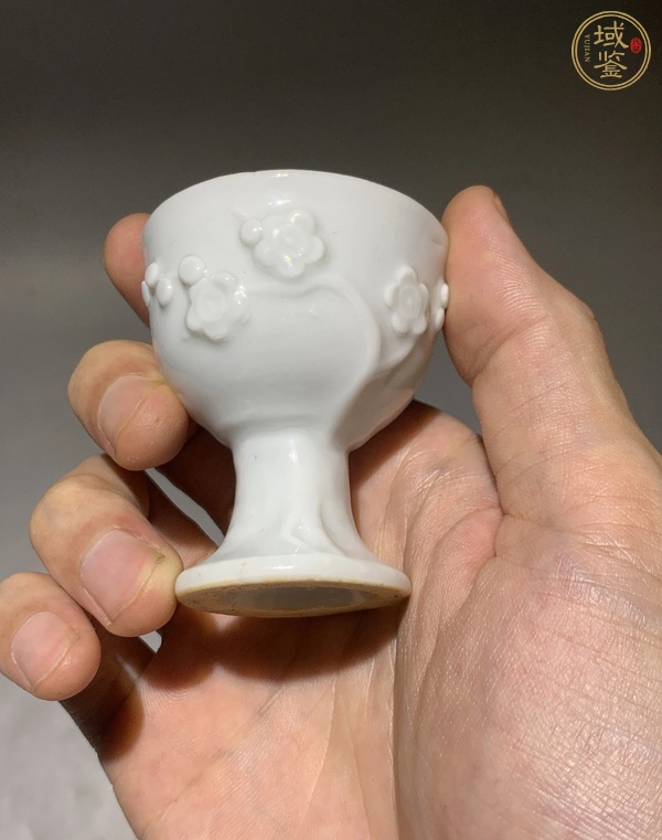 古玩陶瓷德化白瓷梅花杯真品鑒賞圖