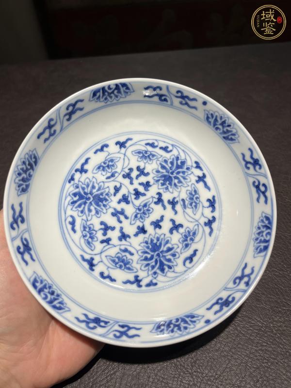 古玩陶瓷青化纏枝蓮盤真品鑒賞圖