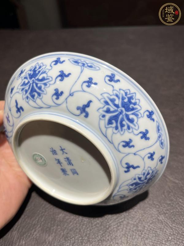 古玩陶瓷青化纏枝蓮盤真品鑒賞圖
