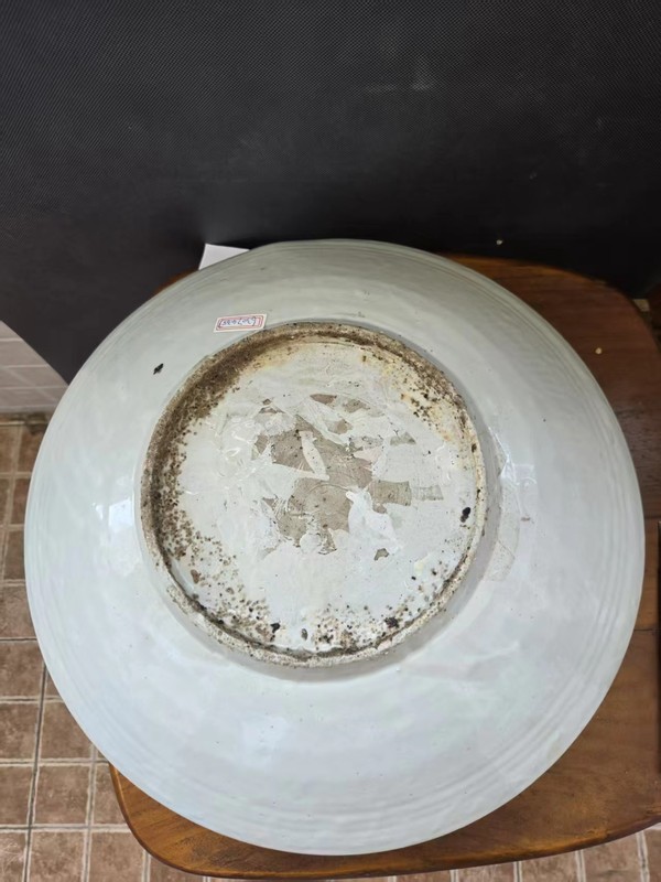 古玩陶瓷眀代晚期特大紅綠彩鳳凰花卉紋盤拍賣，當(dāng)前價(jià)格14000元