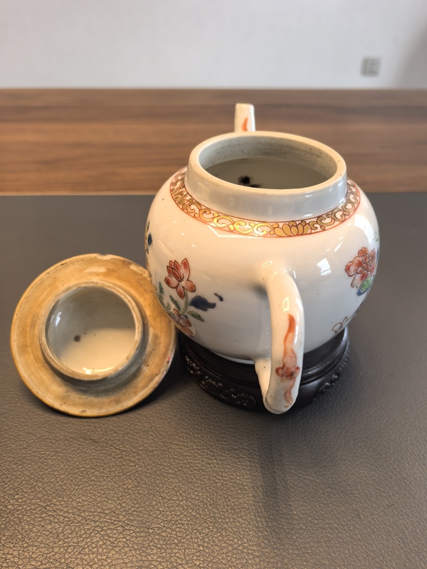 古玩陶瓷雍正粉彩清供紋壺拍賣，當(dāng)前價(jià)格4980元