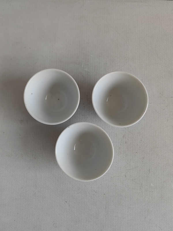 古玩陶瓷釉下彩魚藻紋杯拍賣,當前價格260元
