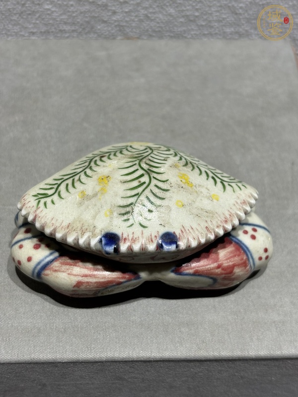 古玩粉彩蟹型蓋盒真品鑒賞圖