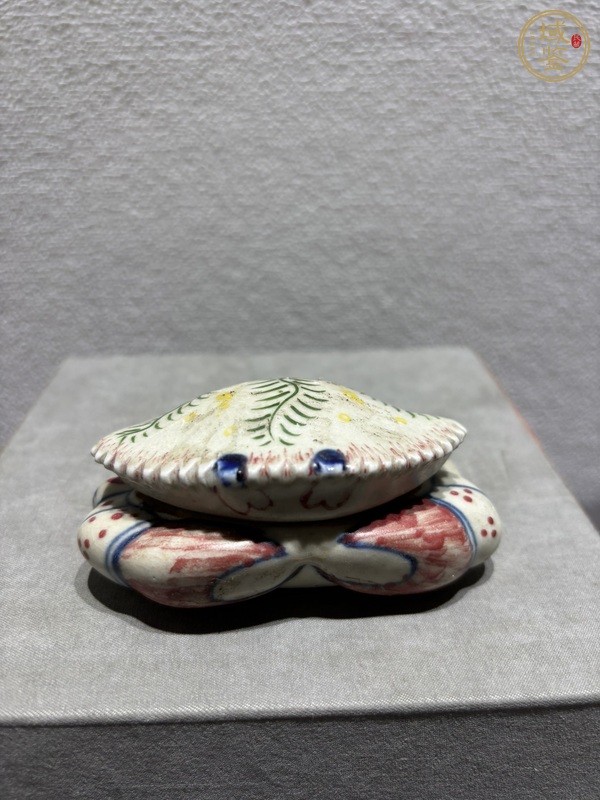 古玩陶瓷粉彩蟹型蓋盒真品鑒賞圖