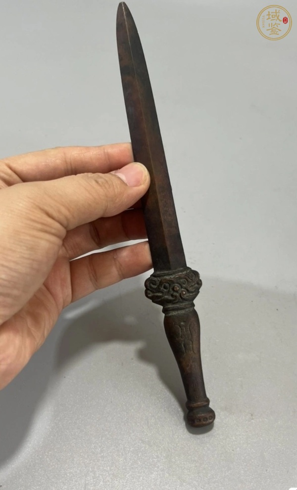 古玩銅器匕首真品鑒賞圖