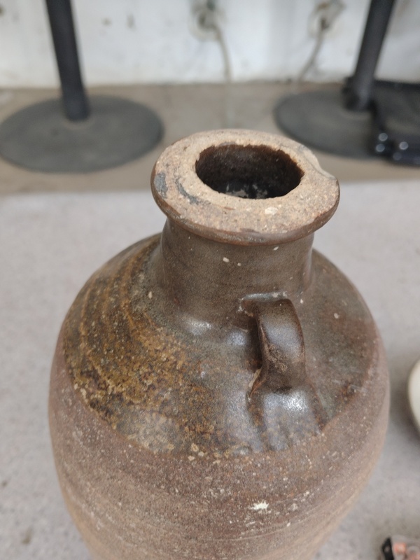 古玩陶瓷褐釉雙系瓶拍賣，當(dāng)前價(jià)格1899元