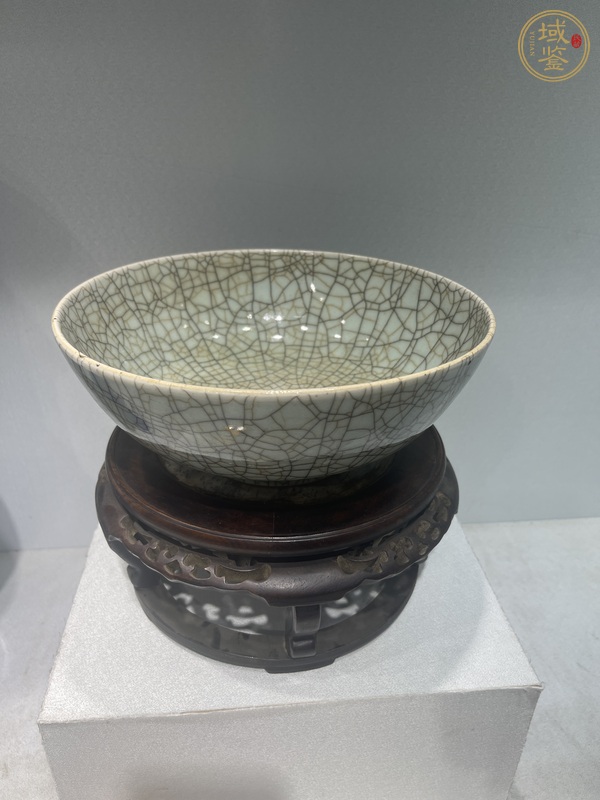 古玩陶瓷仿官釉大碗真品鑒賞圖