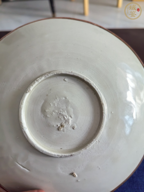 古玩陶瓷定窯白釉刻花盤真品鑒賞圖