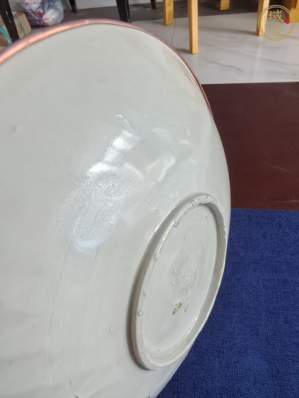 古玩陶瓷定窯白釉刻花盤真品鑒賞圖