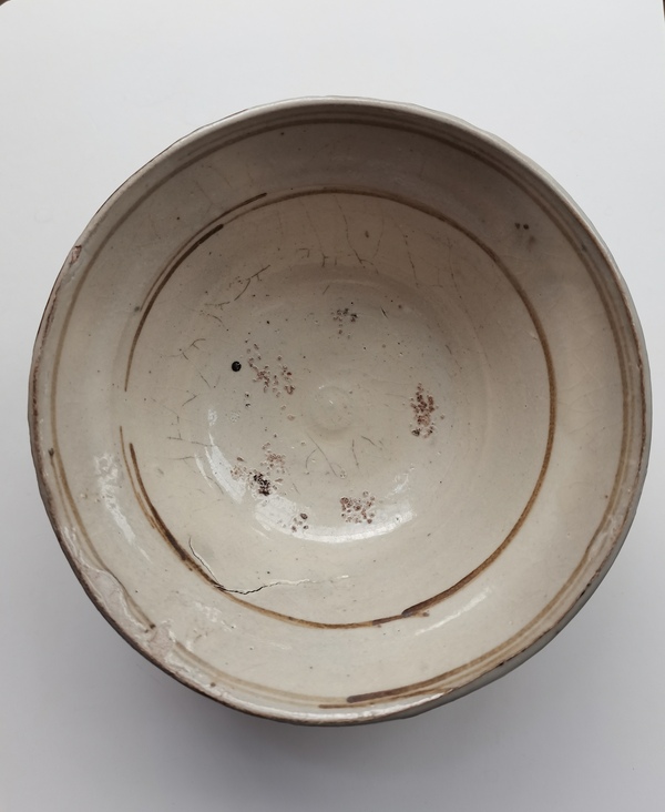 古玩陶瓷緇素品種茶碗拍賣,當前價格0元