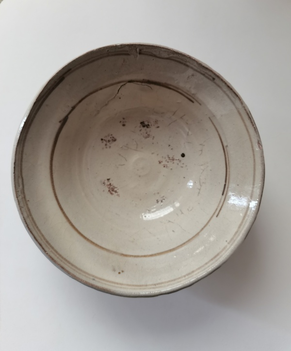 古玩陶瓷緇素品種茶碗拍賣,當前價格0元